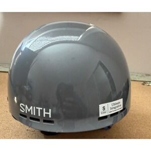 Smith Holt Ski Snowboard Helmet Size S 51-55cm Pre-Owned Great Condition